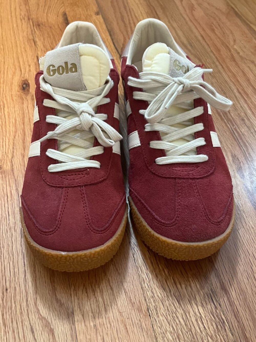 Gola Elan Sneakers - Bright Red (Burgundy) 8.5 barely worn - Picture 3 of 5